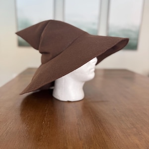 Witch Hat | Wizard Hat | Halloween Hat Handmade Brown Witch/Wizard Hat – Pointed Medieval Cosplay Hat for Halloween, LARP, or Fantasy Costum