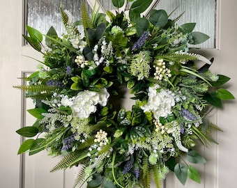 Couronne de fleurs sauvages pour porte d'entrée, prairie estivale, lavande, hortensia, bruyère, décoration de chalet, couronne de porte toute l'année