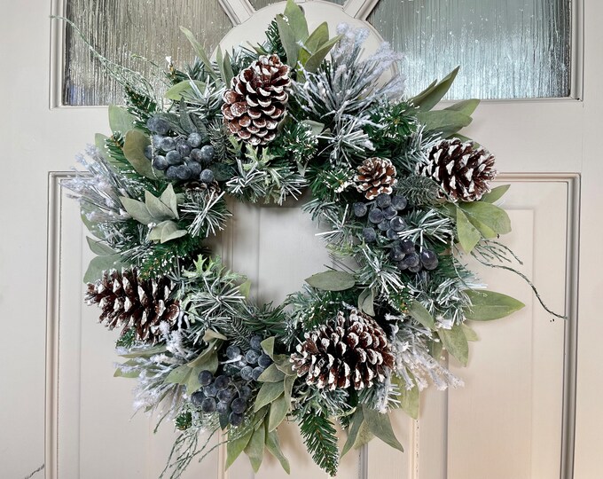 Snowy Christmas Wreath 