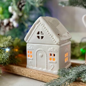 White Gingerbread Wax Melt Burner, Ceramic Wax Melter, Scandi Nordic House