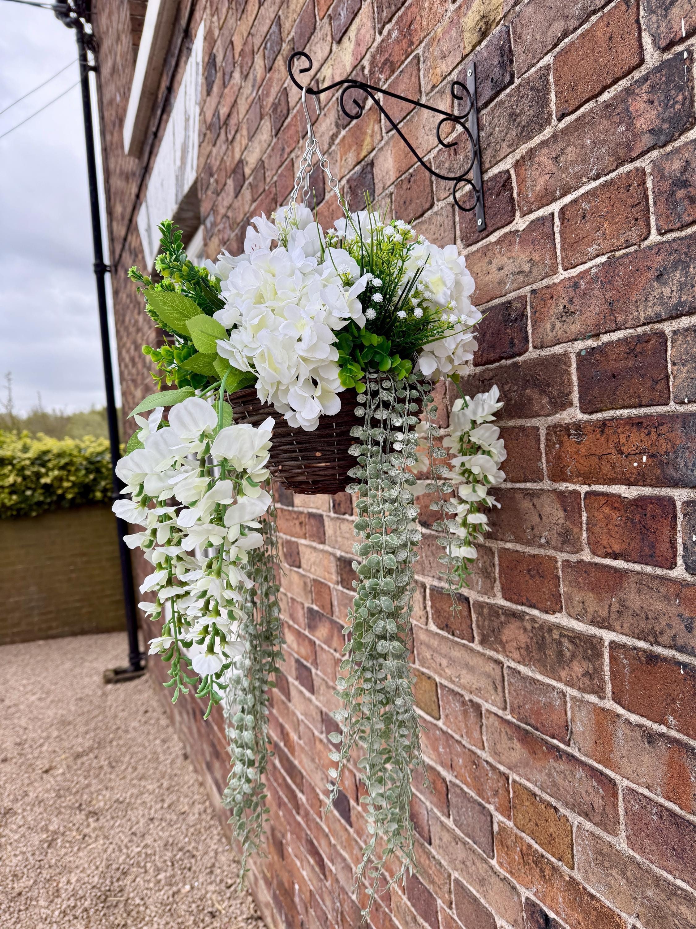 Artificial hanging baskets - Etsy.de