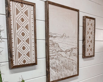 Arte mural de Cannon Beach, Oregón: decoración azteca y costera grabada