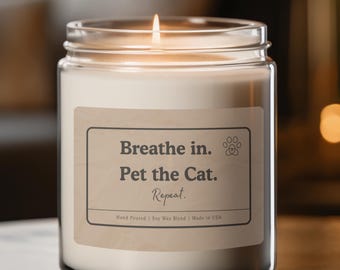 Funny Cat Lover Candle – Cat Mom Humor with Witty Label – Cozy Home Decor and Gift for Pet Parents
