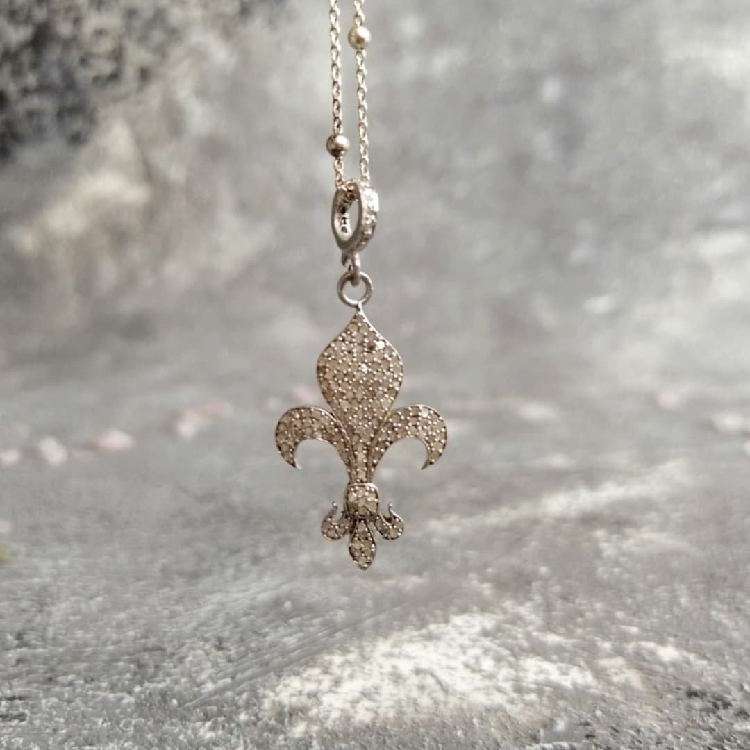 Fleur de lis diamond jewelry deals