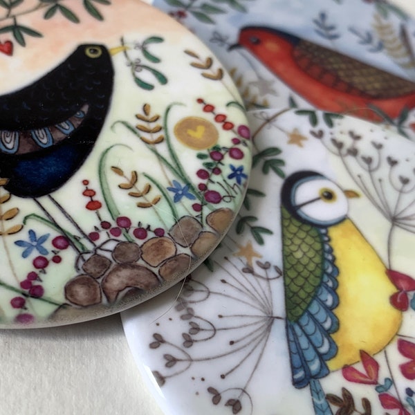 Ceramic Garden Bird Decorations, Blackbird, Blue Tit, Robin, Nature Inspired Home Decorations,  Lovely Boxed Wildlife Gift.