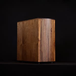 Wood panelled PC case - Walnut
