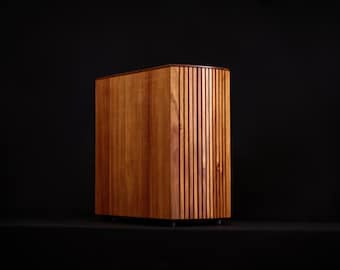 Wood panelled PC case - Blackwood