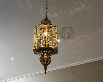 Moroccan ceiling lamp , Moroccan Lamp , Moroccan lighting , Moroccan pendant light , modern design Handmade Moroccan light , Pendant Light .