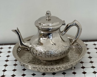 Handmade Moroccan Teapot, Vintage Style Handmade Moroccan Silver, Moroccan Teapot .