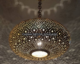 Moroccan ceiling pendant, Moroccan pendant light, Ceiling light fixture, Moroccan lampshade, Moroccan lighting, Modern Moroccan Light.