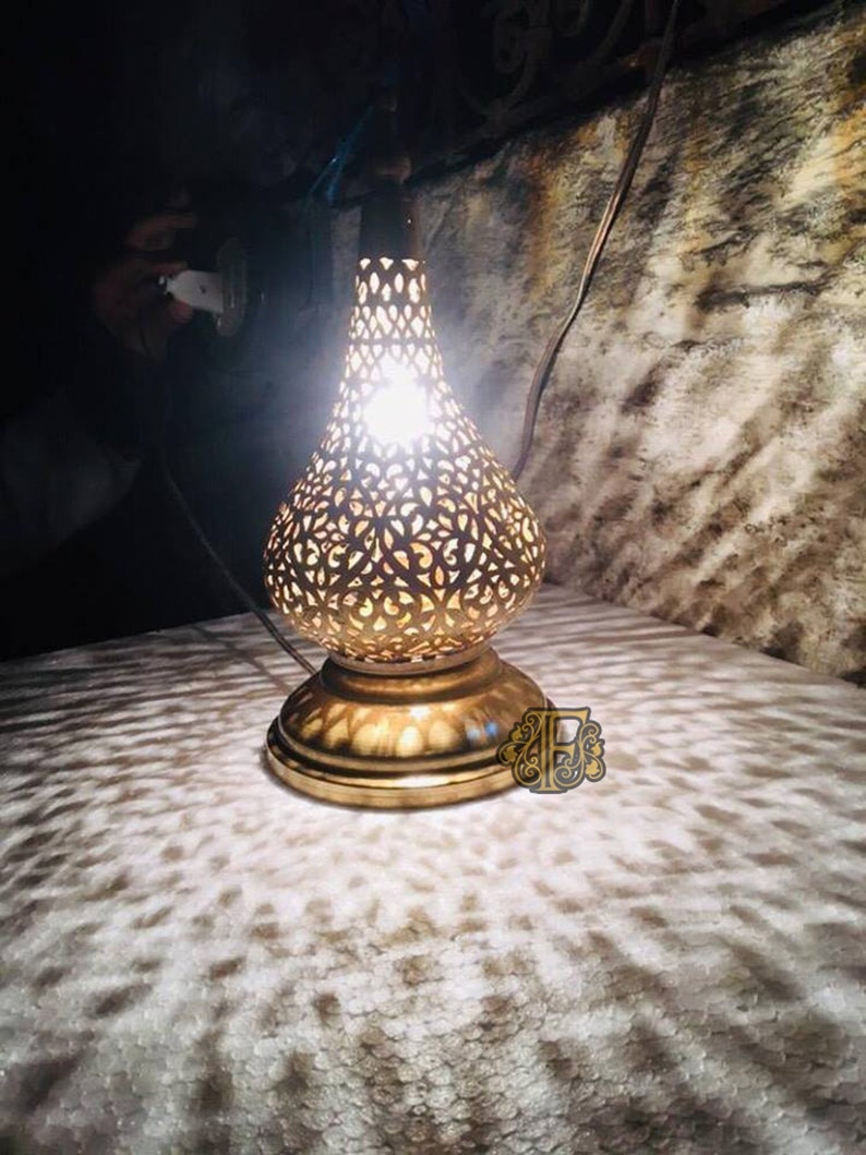 standing moroccan lamp