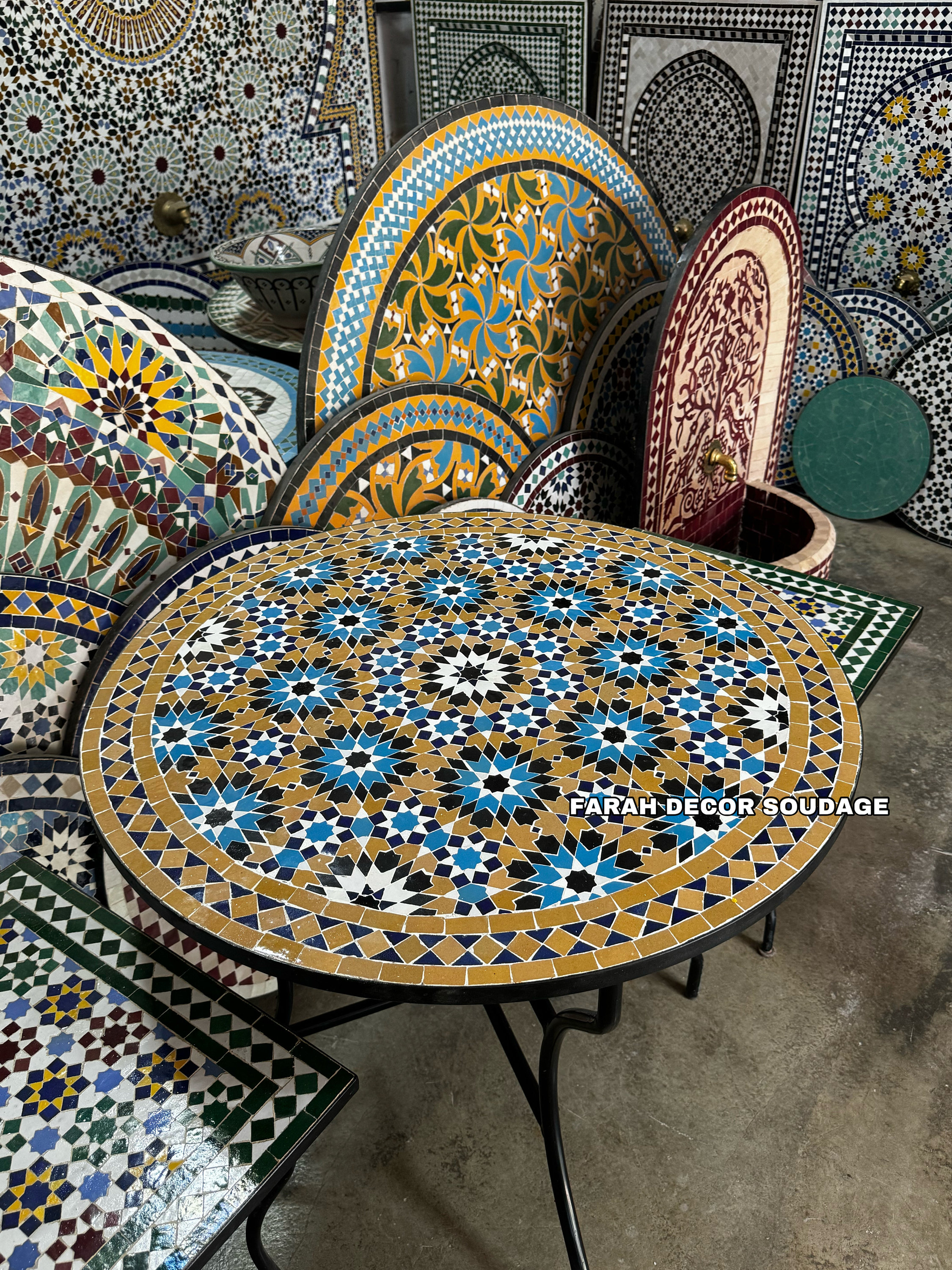 Handmade Moroccan Mosaic Table – Round Outdoor/indoor Zellige Tile
