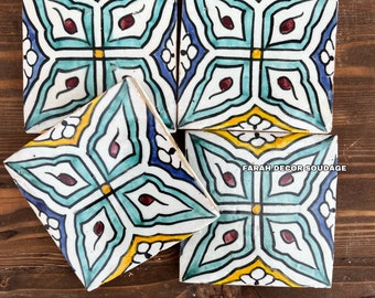 Handmade Moroccan Wall Tiles – Traditional Mosaic Design - Hand-Painted Decorative Ceramic 10x10 cm .