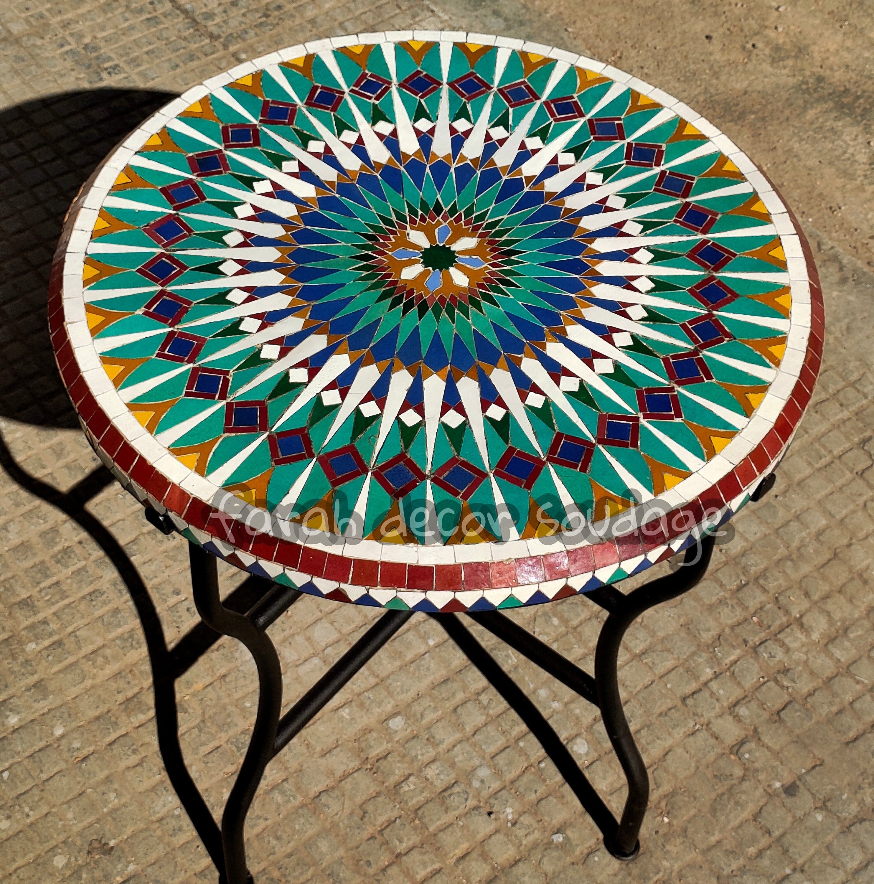Large round mosaic garden table hotsell