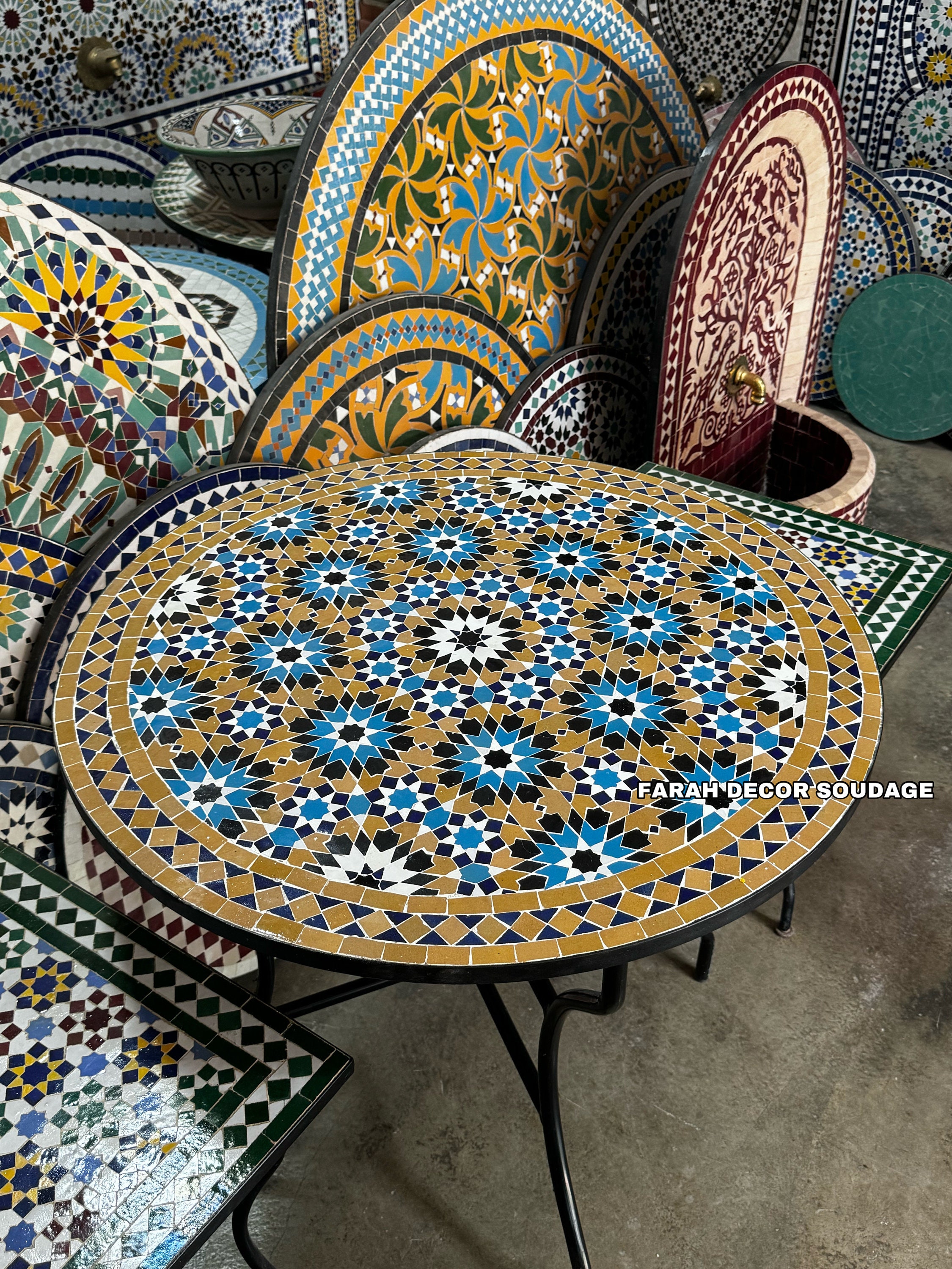 Handmade Moroccan Mosaic Table – Round Outdoor/indoor Zellige Tile