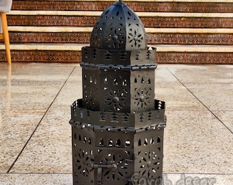 Moroccan Lantern , Wedding Metal Lantern , Moroccan Lantern Candle Holders , Lanterns Boho Candle Holder , iron lantern , Moroccan decor .