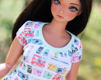 LAST ONE Clothing to fit Smart Dolls Pear Girl - Short Sleeve Tee in Retro Camera Print - Fits BJD 1/3 Scale Dolls
