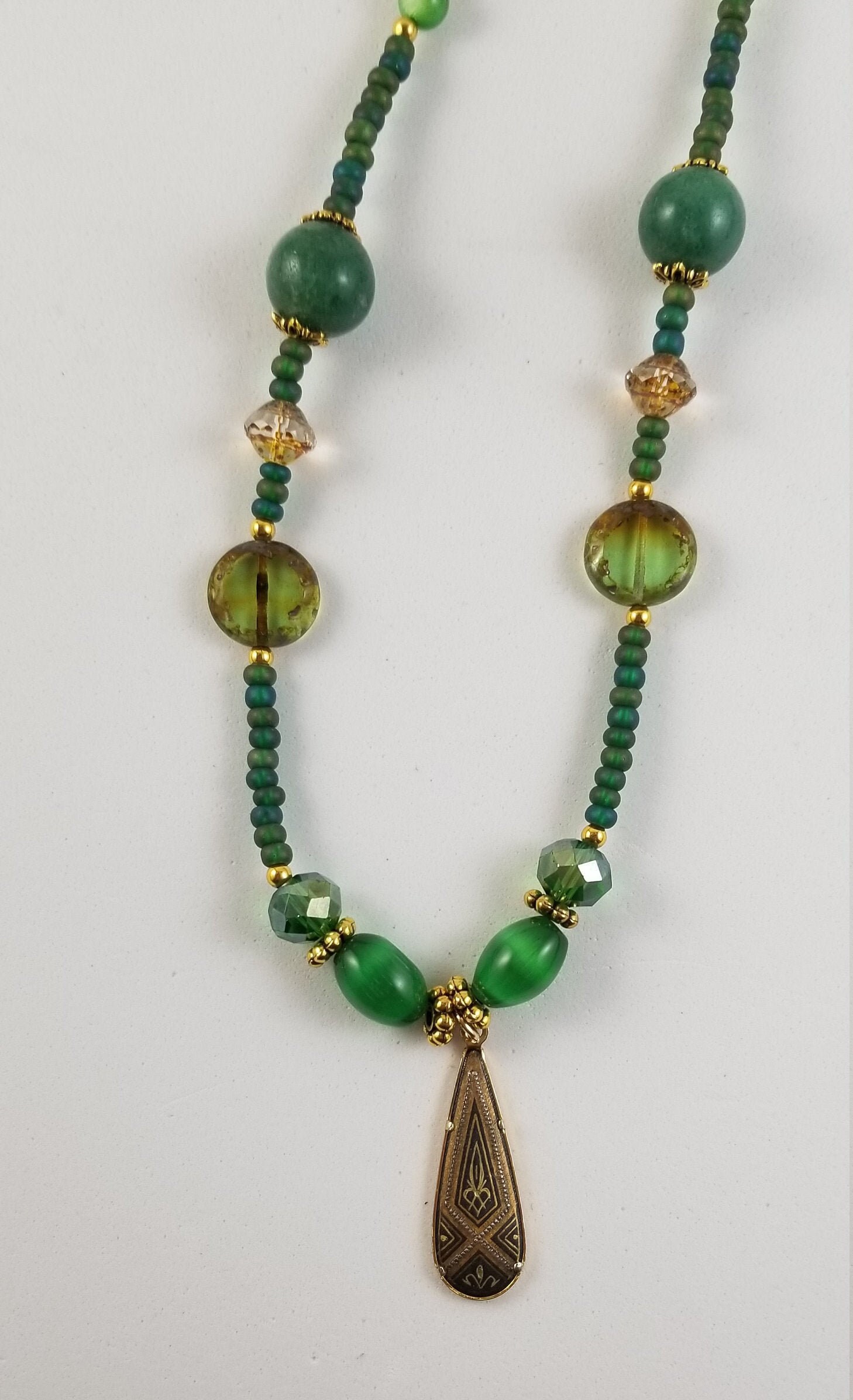 Spanish pendant necklace in black and gold metal with green Etsy