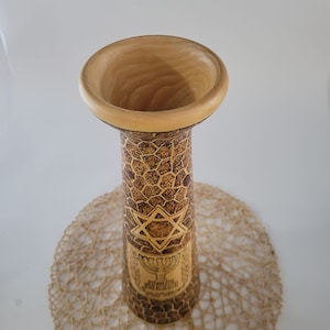 Handgefertigte Palisander Vase mit Einzigartiger Gebrannte Gravur - Jüdische Dekoration und Geschenk