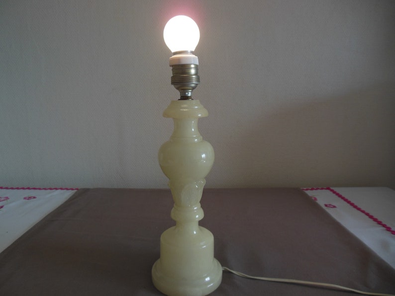 Rare old lamp vintage lamp lamp handcrafted 60 years France Alabaster stone table lamp