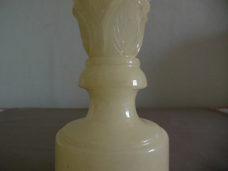 Rare old lamp vintage lamp lamp handcrafted 60 years France Alabaster stone table lamp