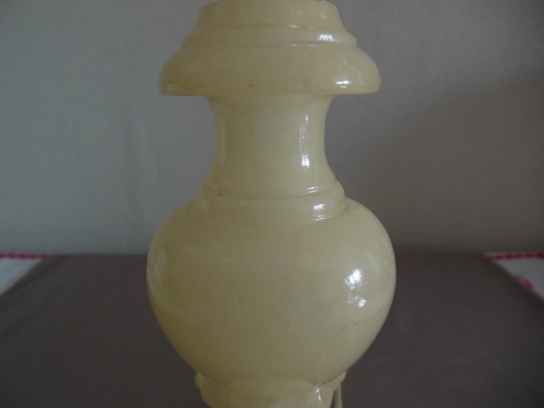 Rare old lamp vintage lamp lamp handcrafted 60 years France Alabaster stone table lamp