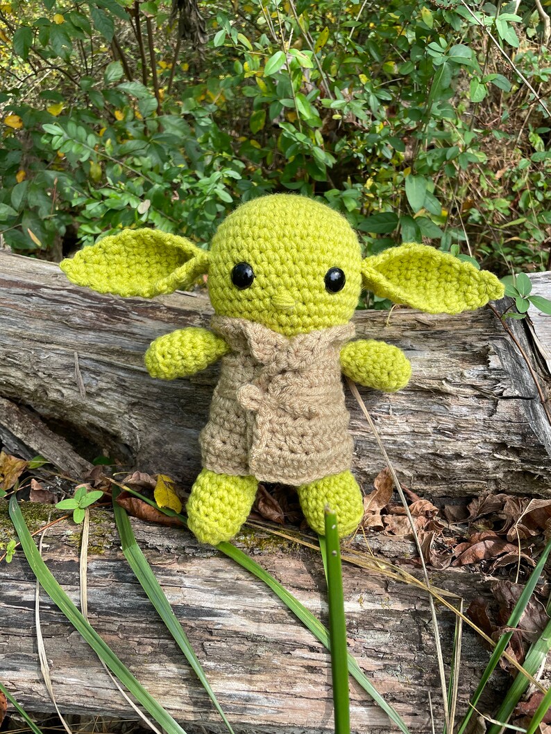 Alienígena eclosionando, Alienígena verde, Bebé alien, Bebé de Space Wars, El niño, Niño alien, Alien de crochet, La Fuerza, Mando, Animal de peluche, Regalos imagen 2
