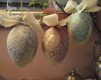 Decorazione delle uova di Pasqua bella fatta a mano e dipinta 140mm (5.5in)"Parzenica" n. 38 (claret, oro), 39 (blu, oro), 40 (turchese, oro)