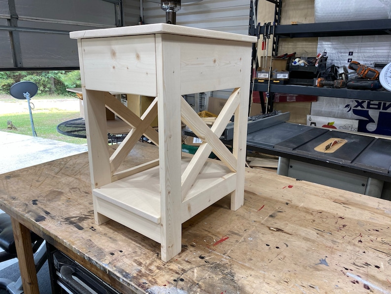 Farmhouse End Table With A Drawer Woodworking Plans / Build Etsy