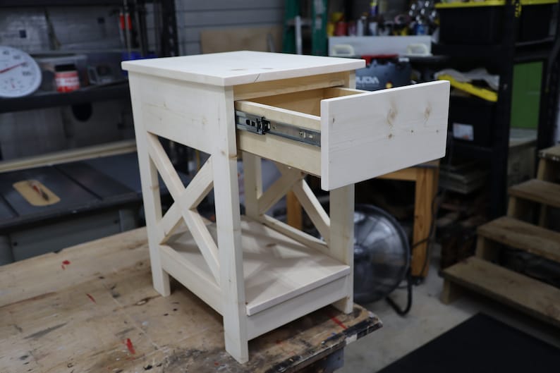 Farmhouse End Table With A Drawer Woodworking Plans / Build Etsy