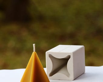 Wavey Peak Candle Mold – Silicone Mold for Beeswax Candle Making – Textured Design for Candle Makers