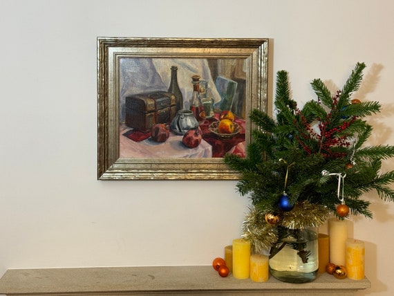 オリジナル油絵：ザクロと箱のある静物画（40 x 50 cm）、額入り