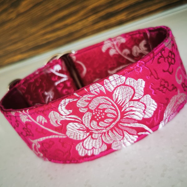 Martingale collar, Dog collar, Sighthound collar, Galgo collar, Greyhound collar, Saluki collar, dog collars, magenta dog collar