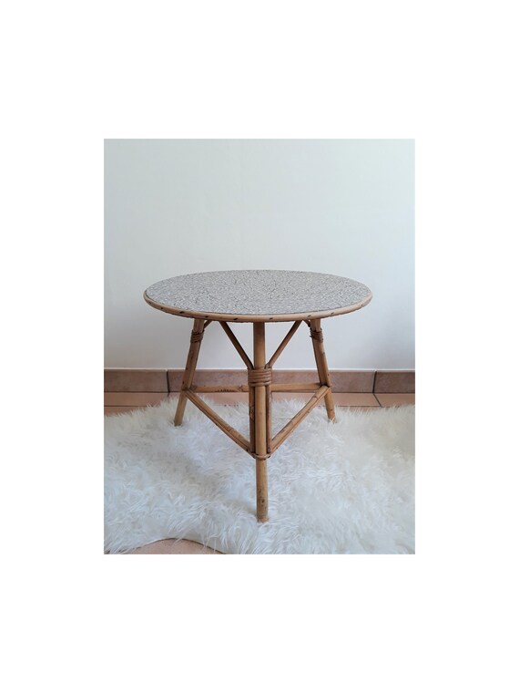 small childrens table