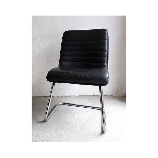 1 fauteuil / chaise bureau cuir noir / Vintage 1970