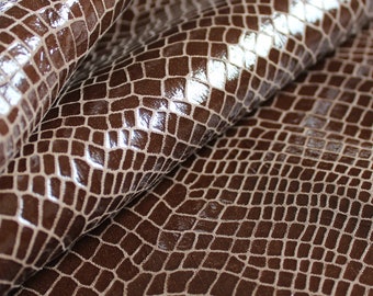 Brown Snake Texture Lambskin Leather: Soft Nappa Hide (22x24 in)