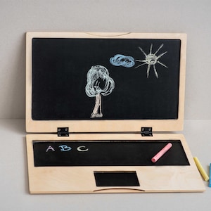 Pizarra para niños, caballete de viaje, pizarra de madera, computadora infantil de madera, juguete de madera personalizado, tablero de dibujo para bocetos