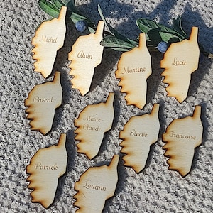 Marques place  en bois - mariage, bapteme, anniversaire... - forme et taille au choix