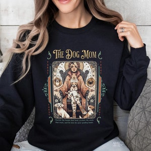 Sweat-shirt carte de tarot chien maman en noir, pour les amoureux des chiens, cadeau confortable décontracté pour elle, cadeau pour maman chien, chemise de carte de tarot, tarot d'Halloween