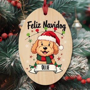 NIESTANDARDOWA ozdoba świąteczna Goldendoodle, Feliz Navidog, imię Twojego psa, słodki rysunkowy pies Golden Doodle, drewniana ozdoba dla mamy psa, magnes