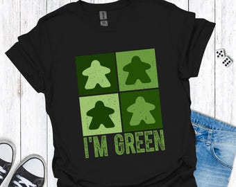 I'm Green Meeple T-shirt voor bordspelfans, bijpassende familieshirts voor bordspelavond, St. Patrick's Day-cadeau tafelgamer