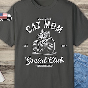 Comfort Colors Cat T-shirt, Cat Mom Social Club Shirt, Customizable Year, Personalized Cat Mom Shirt, Cat Mom Gift, Gift for Cat Lover CCPC
