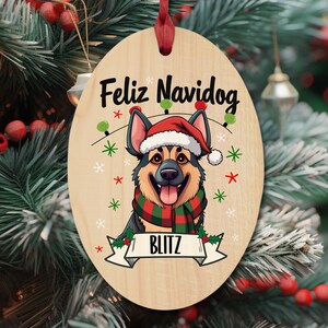 NIESTANDARDOWA ozdoba świąteczna w kształcie owczarka niemieckiego, Feliz Navidog, imię Twojego psa, słodki rysunkowy pies GSD, drewniana ozdoba dla mamy psa, magnes