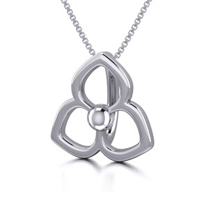 May include: A silver pendant necklace with a three-leaf clover design. The pendant has a small, round pearl in the center.