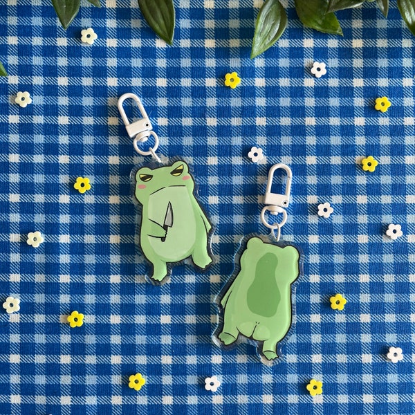 Porte-clés grenouille avec couteau | Porte-clés en acrylique | Grenouille mignonne avec couteau | Porte-clés grenouille | Cul de grenouille mignon