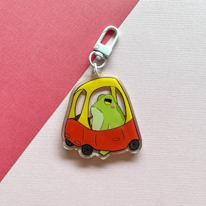 Kiddie Car Frog-sleutelhanger | Leuke kikker acryl sleutelhanger | Sleutelhanger kinderauto