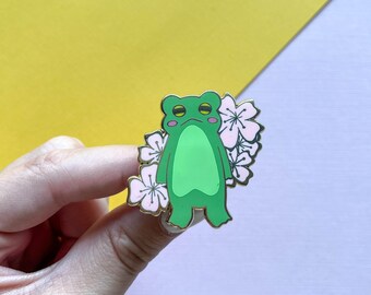 Épingle en émail dur grenouille fleurs de cerisier | Épingle double en émail avec fleurs de cerisier et grenouille mignonne