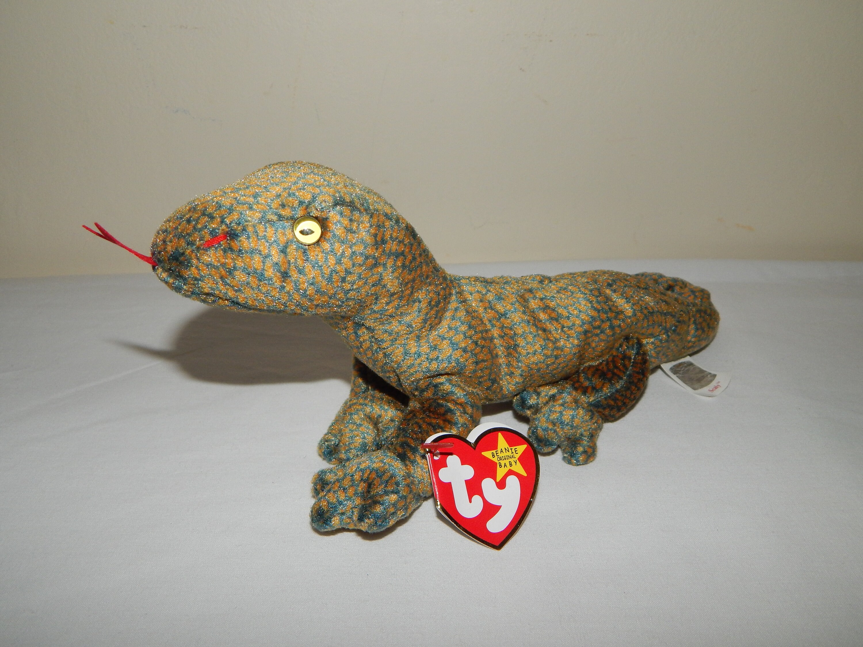 Ty Beanie Baby Retired Scaly The Dragon 1999 Ty Beanie Baby Retired Scaly The Dragon 1999