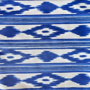 High-quality Telas de Lengua, Ikat, tongue fabric INDIGOBLUE 2.80 m wide Mallorca fabrics Ideal as upholstery, curtain fabric and much more.