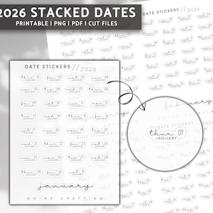 Op de afbeelding: Zwart-wit datumstickers voor 2026, met dagen van de week en data voor elke maand. Deze stickers zijn ontworpen voor planners en journals, met een handgeschreven lettertype. De tekst "2026 Stacked Dates" staat bovenaan.
